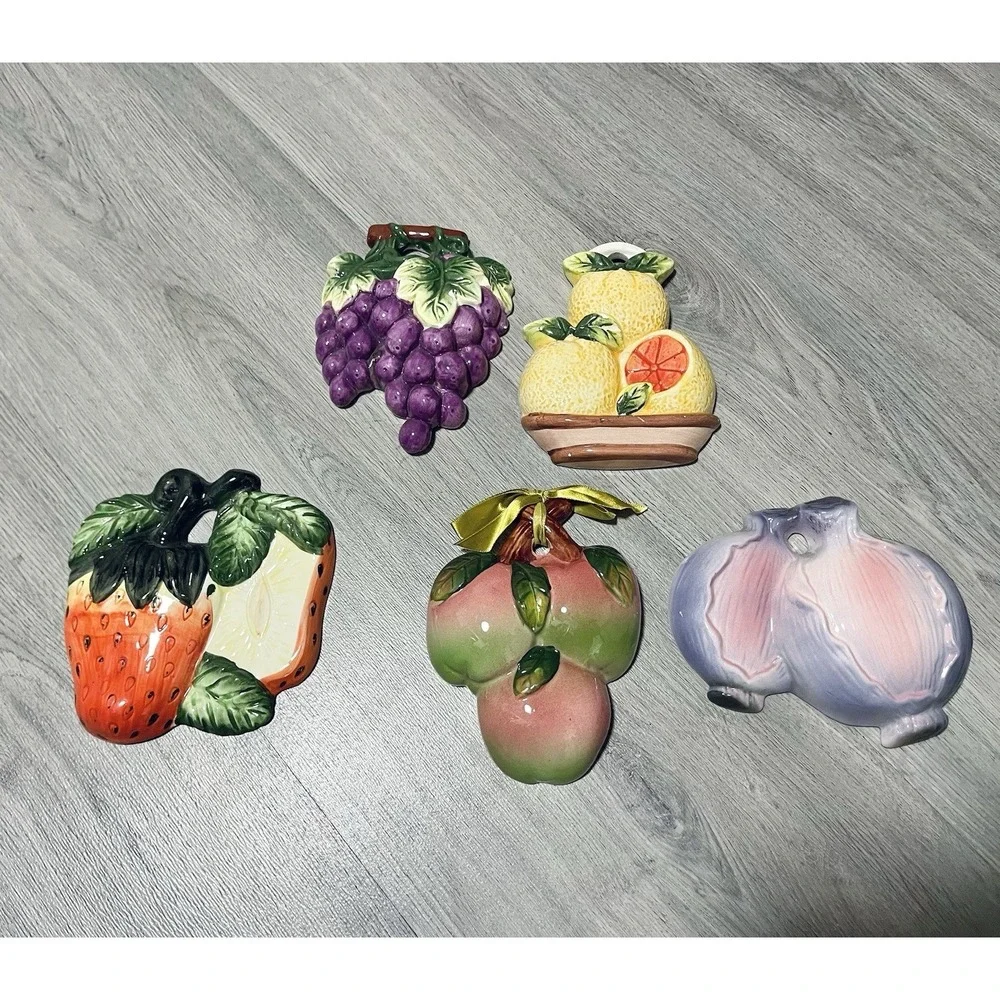Set‎ Of Five Vintage Hanging Kitchen, Fruits, And Vegetable Decor